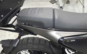 HUSQVARNA SVARTPILEN 125 2025