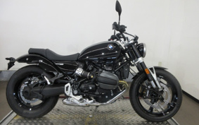 BMW R12 2025 0N51