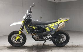 OTHER HUSQUARNA 701 SUPERMOTO 2024 USV