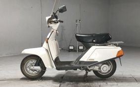 YAMAHA BELUGA80 5G3