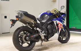 YAMAHA YZF-R1 2013