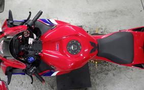 HONDA CBR600RR 2024 PC40