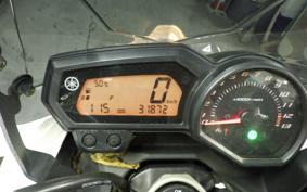 YAMAHA XJ6 N 2012