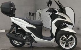 YAMAHA TRICITY 125 SE82J
