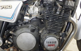 YAMAHA XJ750 E 5G8
