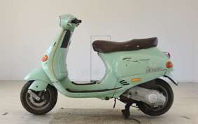 VESPA 125 ET4