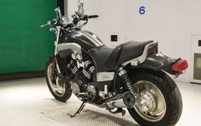 YAMAHA VMAX 2002
