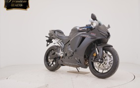 HONDA CBR600RR 2025 PC40