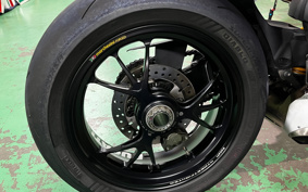 DUCATI STREET FIGHTER V4S 2021 1F00