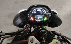 TRIUMPH STREET TRIPLE R 2025 HDA604