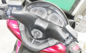 HONDA SILVER WING 400 GT Type 2010 NF03