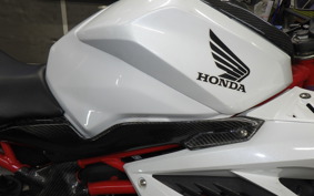HONDA CBR250RR A MC51