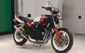 YAMAHA XJR400 2018 4HM