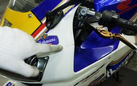 HONDA CBR600RR 2005 PC37