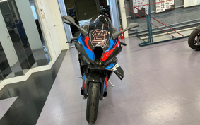 BMW M1000RR 2023 0P01