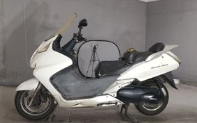 HONDA SILVERWING 400 NF01