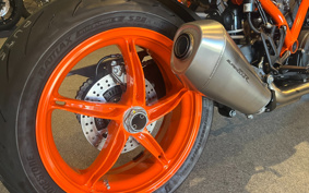 KTM 1290 SUPER DUKE R EVO V3940