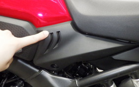 HONDA CBR650R E-Clutch 2026 RH17