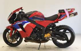 HONDA CBR600RR 2018 PC40