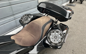 HARLEY  HARLEY FLTRX 2010 KH4