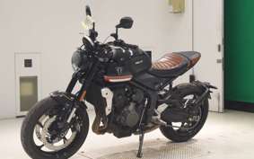 TRIUMPH TRIDENT 660 2023