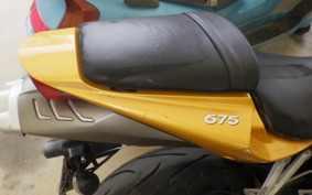 TRIUMPH DAYTONA 675