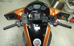 HONDA NM4 VULTUS -01 2015 RC82