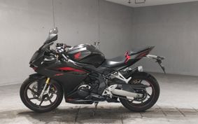 HONDA CBR250RR MC51