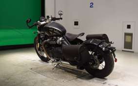 TRIUMPH BONNEVILLE BOBBER 2020