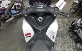 YAMAHA TRICITY 125 SE82J