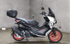APRILIA SR GT 125 ..
