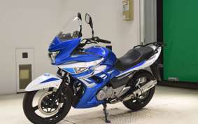 SUZUKI GSR250F
