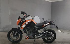 KTM 125 DUKE JGA40