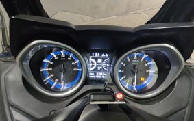 YAMAHA T-MAX 530 DX 2018 SJ15J