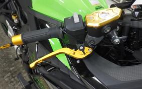KAWASAKI ZX-25R ZX250E
