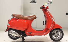VESPA LX125