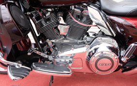 HARLEY  HARLEY FLHXSE3 CVO 2011 PZ8