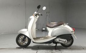 HONDA CREA SCOOPY AF55