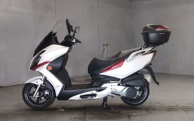 KYMCO KYMCO G-DINK250 ..