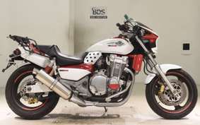 HONDA X4 LD 2003 SC38