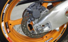 HONDA CBR1000RR 2005 SC57