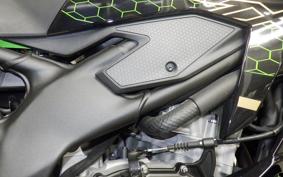 KAWASAKI ZX-25R 1992 ZX250E