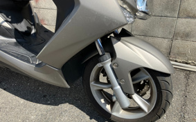 YAMAHA MAJESTYS SG28J