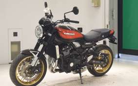 KAWASAKI Z900RS 2025 ZR900K