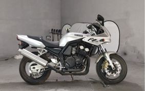 YAMAHA FZ400 4YR