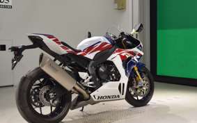 HONDA CBR1000RR RSP 2018 SC82