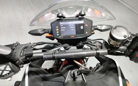 KTM 890 DUKE R 2022 TU940