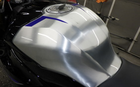 YAMAHA YZF-R1 M 2025