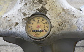 VESPA 50S V5SA1T