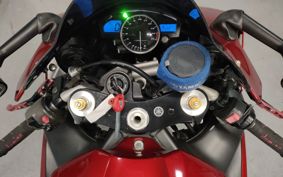 YAMAHA YZF-R1 RN12
